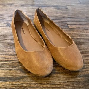 Lucky Brand brown suede flats size 8